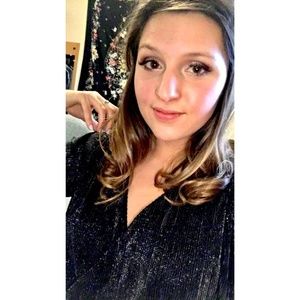 Meet your Posher, Hali